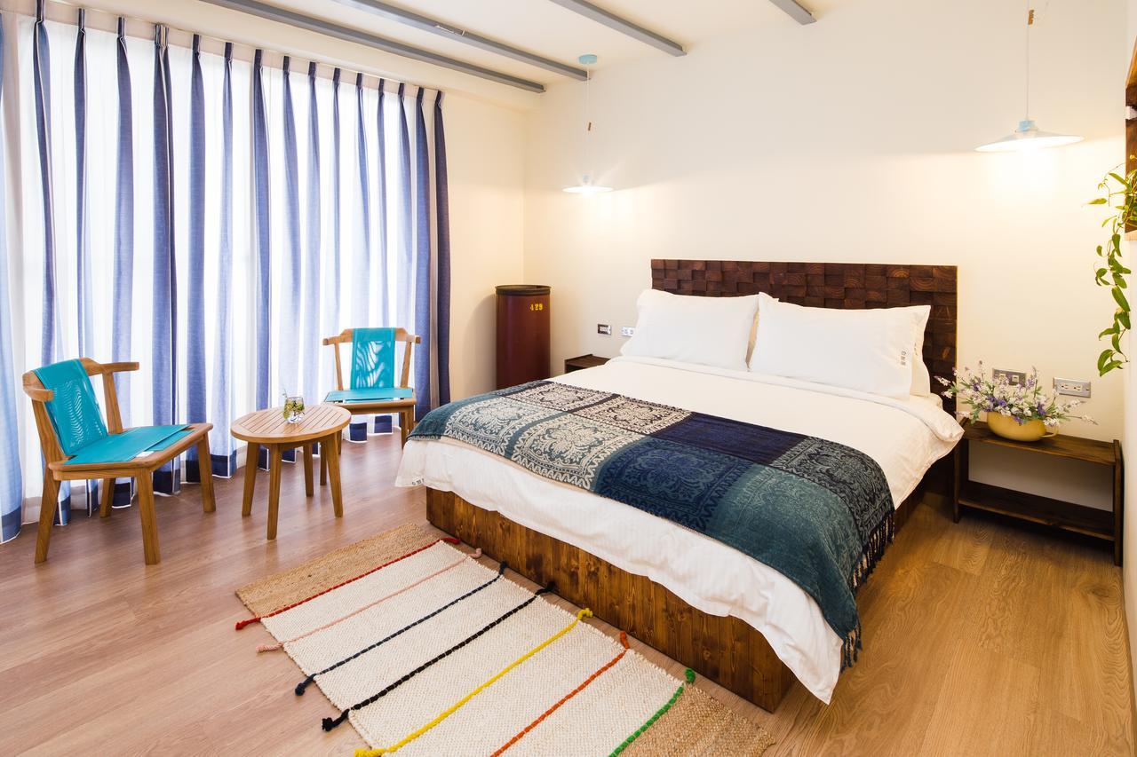 Haku Beach Days Inn Nanwan Exterior foto